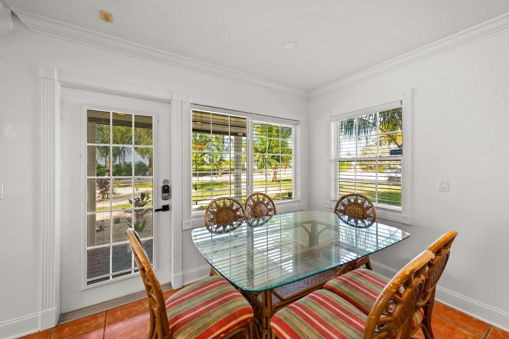 Tropic Isle At Anna Maria Island Inn Брадентон-Бич Экстерьер фото
